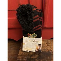 Add A Touch Of Magic To Your Feet With These Harry Potter Slipper Socks. Made By Bioworld, These Anti-Skid Socks Are Perfect For Women Who Love To Stay Cozy And Stylish. The Low-Cut Design And Black Color Make Them A Versatile Addition To Any Outfit, While The Harry Potter Theme Adds A Touch Of Whimsy. These Slipper Socks Are Size 5-10 And Are Perfect For Wearing Around The House Or Running Errands. Whether You're A Fan Of The Books Or The Movies, These Socks Are A Must-Have For Any Harry Potter Harry Potter Boots, Knitting Harry Potter Socks, Harry Potter Vans, Harry Potter Slippers, Harry Potter Pjs, Harry Potter Socks, Harry Potter Theme, Slipper Socks, Low Cut