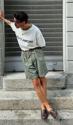 Guy Outfits Aesthetic Summer, Vintage Guy Outfits Aesthetic, Vintage Guy Outfits, Guy Outfits Aesthetic, Overalls Men Fashion, Yacht Outfit, Outfits Hot, Outfits Aesthetic Summer, Guy Outfits