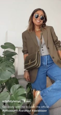 Zara Linen Blazer Outfit, Chic Linen Spring Blazer, Oversized Linen Blazer For Fall, Summer Tailored Linen Blazer, Fall Linen Button-up Blazer, Coachella Outfit, Usa Outfit, Neutral Outfit