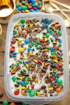 M&M ijs | Kookmutsjes Sprinkles, Ice Cream, Yummy Food, Candy, Christmas