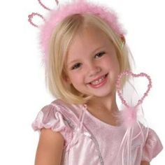 A New Pink Bead And Feather Tiara And Heart Wand Set! Perfect For The Little Princess In Your Life. Great For A Stocking Stuffer, Christmas Or Birthday Gift, Or Just For Any Random Day For A Fun Pretend Play! Please Message Me With Any Questions Reasonable Offers Or Bundles! Thanks For Looking :) Grey Inva Ginvh Make A Tiny Crown, Kids Princess Hat, Piper Cleaner Crown, Paper Crown Princess, Princess Party Tiara, Heart Wand, Feather Crown, Adventure Accessories, Food Discount