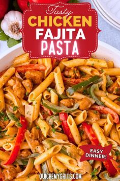 A creamy pasta dish with tender chicken, bell peppers, and fajita seasoning, served in a bowl. A flavorful and satisfying meal that's easy to make. One Pot Chicken Fajita Pasta, Stovetop Dinners, Fajita Pasta, Chicken Fajita Pasta, Sauce Pasta, Chicken Fajita, Dinner Chicken, One Pot Chicken, Pasta Shapes