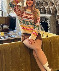 Colourful Jacquard Knitted Sweater Warm Cozy Outfits, Winter Warm Outfits, Warm Outfit Ideas, Street Wear Jacket, Outfit Cold Weather, Cold Weather Fits, Women's Winter Fashion, Warm Outfit, Trendy Cardigans