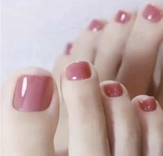 Mauve/Red Custom Mix Pedicure  LE' HOST HAIR & WIGS Fake Toenails, Acrylic Toes, Toe Nail Color, Summer Toe Nails, Fake Nails With Glue, Pink Nail Polish, Nail Length, Toe Nail Art