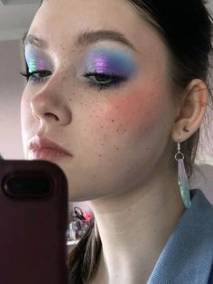 Colorful Ethereal Makeup, Bright Blue Makeup, Blue Pink Eye Makeup, Soft Colorful Makeup, Blue Makeup Aesthetic, Pink And Blue Makeup, Pastel Makeup Looks, Aura Makeup, Makeup Layout