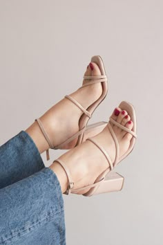 Stylish Shoes Heels, Heeled Sneakers, Low Heel Dress Shoes, High Heel Sneakers, Strappy Shoes, Leather Finish, Fashion Heels, Leather Cross, Shoe Obsession