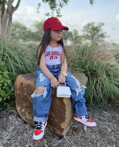 Reno Outfits, Kids Ootd Girl, Kids Jeans Girls, Kids Fashion Wear, Cute Mixed Babies, Kids Fashion Dress, Tween Outfits