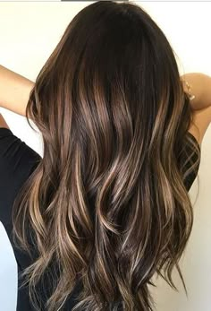 Dark Brunette Hairstyles for Spring 2018 Brown Balayage Hair Color For Brown Hair, Low Maintenance Hair Color, Brunette Blonde Highlights, Dark Brown Hair Balayage, Brunette Ombre, Blond Balayage, Brunette Balayage, Caramel Highlights, Low Maintenance Hair