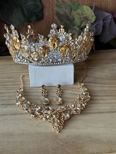 Quince Gold Theme, Gold Crystal Bridal Sets For Party, Elegant Party Jewelry With Crown Design, Elegant Crown Design Jewelry For Party, Formal Teardrop Crown Crystal Jewelry, Gold Crystal Crown Jewelry, Gold Crystal Crown Shaped Jewelry, Sparkling Gold Bridal Necklace As Gift, Sparkling Gold Bridal Necklace