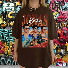 Jonas Brothers 90S Vintage Shirt Bootleg Tee T-Shirt Unisex Check more at https://dadmomgift.com/product/jonas-brothers-90s-vintage-shirt-bootleg-tee-t-shirt-unisex/ Vintage Shirt, 90s Vintage, Vintage Shirts