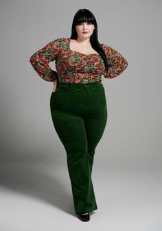 In a marvelous medley of styles, these vintage-inspired mariner pants combine a 70’s flare-leg silhouette with a fall-fabulous corduroy construction. Presenting in a deep green hue, these slightly stretchy high-rise pants from our ModCloth namesake label boast front and back patch pockets and a retro-chic flared leg finish.98% Cotton, 2% Spandex.Machine wash.Front and back pockets. Front button closure.ImportedFabric provides stretch.Model Measurements: HEIGHT: 5' 9½''BUST: 32''WAIST: 26''HIPS: 38''Dress 2 US / 6UK / XSHeight 5' 8" / 173cm Bust 49½" / 126cm Waist 40½" / 103cmHip 57" / 145cmDress 22W / 26 UK/ 2X Plus Size 70s Fashion, Plus Size Vintage Clothing, 60s Mod Fashion, Designer Plus Size Clothing, Cute Thanksgiving Outfits, Thanksgiving Outfit Women, Outfits 70s, Plus Size Fall Outfit, 70s Outfits