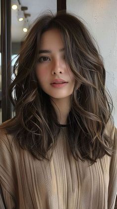 Short V Long Hair, Aesthetic Haircuts Long Hair, Haircuts For Asians, Haircut For Girls Long Hair, Long Hairstyle Women, Haircolor 2024 Women, Flicks Haircut, Brown Hair On Brown Skin, Asian Brown Hair