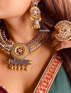 Simply Splendid - Another beautifully crafted dual tone necklace set to gleam your festive appearance. This Designer Ethnic Fusion dual tone finish Necklace Set is studded with ruby colored kemp stones, cluster gold beads & pearls. Comes with matching jhumki style earrings. Style this with any Ethnic or Indo Western Attire. 💥Super Trendy 💥Statement Necklace Set, adjustable dori. We want you to LOVE your new jewelry!  CARE TIP  1. Keep away from moisture and perfume 2. Store in cotton or zip lo Indian Jewelry Gold, Oxidized Jewellery, Silver Statement Necklace, Silver Necklace Statement, Jewelry Indian, Gold Jewelry Indian, Oxidised Jewellery, Indo Western, Finger Ring