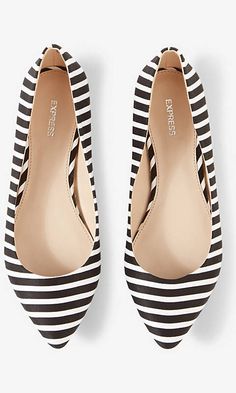 Striped flats Neha Khan, Trendy Footwear, Mom Shoes, Striped Shoes, Floral Flats, Pointed Flats