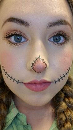 4122cb13c7a474c1976c9706ae36521d Halloween Makeup For Work, Creative Halloween Costumes For Couples, Nem Halloween Makeup, Scary Halloween Makeup Looks, Makeup For Work, Karneval Diy, Unique Halloween Makeup, Scary Halloween Makeup