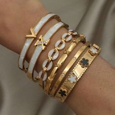 Gold Luxury Bracelets Set - Clover Crystals & Tennis Bracelet Branded Bracelets, Ysl Bracelet, Luxury Bracelets, Kundan Jewellery Set, Luxury Jewelry Brands, Wrist Jewelry, Gold Luxury, Luxury Bracelet, Bracelets Set