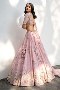 Eidel pink raw silk lehenga set – INDIASPOPUP.COM Bridesmaid Lehenga Designs, Zardosi Embroidery, Raw Silk Lehenga, Trendy Outfits Indian, Organza Lehenga, Zardozi Embroidery, Dresses Traditional, Summer Bride