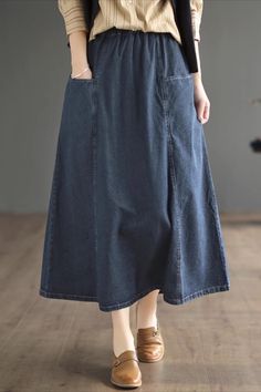 Welcome the arrival of bold autumn style with our Early Autumn High-waisted literary A-line Denim Skirt. Crafted from stretch denim, this piece is designed to fit you like a glove and provide a tailored silhouette. With its bold A-line shape and chic literary design, this skirt is sure to turn heads. Elevate your look with this sophisticated and timeless addition. A Line Denim Skirt, Pocket Stitching, Stitching Dresses, Early Autumn, 60 Degrees, Autumn Style, Early Fall, Bag Dress, Cardigan Jacket