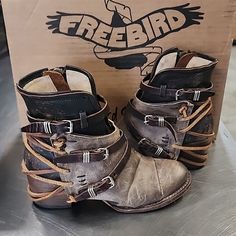 Distressed Freebird Crue Leather Shoes. It Is One Of Freebirds Most Popular Ankle Boots And My Favorite Style. Color Grey Multi. Size: 7 Fits True To Size. In Great Used Condition. Boho Style Boots, Freebird Boots, Freebird By Steven, Boho Boots, Fashion Shoes Heels, Ankle Booties, Leather Shoes, Bootie Boots, Brown And Grey