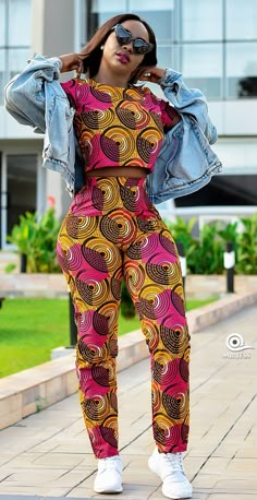 Nigerian Outfits For Women Casual, Three Piece Set Outfit Women, Traditional African Clothing For Women, Cute African Outfits, African Casual Outfits, Casual African Outfits For Women, African Two Piece Outfit, African Clothing Styles Two Piece, African Inspired Outfits