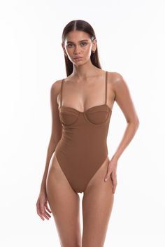 Luna One Piece Tiramisu – TJ SWIM Pistachio Color, Dd Cup, Textured Fabric, High Cut, Feel Confident, Pistachio, Resort Wear, Summer Wardrobe, Vintage Clothing