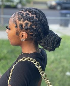 Lobster Braids On Locs, Locs Hairstyles For Women Ponytail, Loc Low Ponytail Styles, Cute Retwist Styles For Women, Lox Hairstyles For Women, Locs Braids Hairstyles For Women, Locs Photoshoot Black Women, Lox Styles For Women, Locs Retwist Style