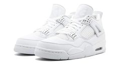 Available in a range of sizes to fit any style, this shoe is a must-have for any fan. Don?t miss out on the opportunity to add this shoe to your collection and experience the ultimate in style, comfort, and performance. Order now and step up your sneaker game! Tenis Jordan Retro, Jordan 4 Retro Pure Money, Jordan 4 Pure Money, Jordan 4 White, Jordans Nike, Nike Air Jordan 4 Retro, Nike Air Jordan 4, Jordan Retro 4, White Jordans