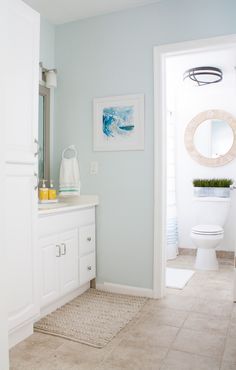 the bathroom is clean and ready to be used as a guest room or family room