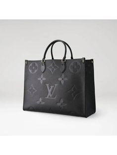 Onthego Monogram GM Tote Bag Black – Bags Alora Black Leather Tote Bag, Tote Bag Black, Business Professional, Carry All Bag, Vuitton Bag, Leather Handles, Designer Style, Product Name, Exclusive Bag