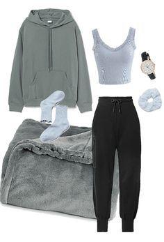 Comfy Chilly Day Outfits, Late Night Outfit Lazy, Cute Outfits At Home, Comfortable Clothes To Wear At Home, Cozy Lazy Day Outfits, Sick Outfit Comfy, Chill But Cute Outfits, Cute Lazy Outfits For Winter, Outfit Ideas Pajamas