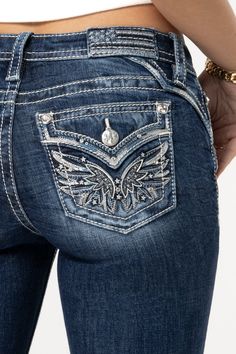 Shop our stylish Angel Ever After Bootcut Jeans for a bold look at MissMe.com! Browse jeans & more. Early 2000s Outfits, Y2k Grunge Outfits, Dr Wardrobe, Latina Outfits, Wing Design, Angels Jeans, Wishlist 2024, Dark Wash Bootcut Jeans, 2000s Outfits