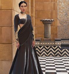 Trendy Outfits Indian, Cute Asian Fashion, Prom Dresses Long Mermaid, Indo Western Dress, Saree Designs Party Wear, Traditional Indian Outfits, Designer Saree Blouse Patterns