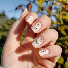 46 Iconic Short Nail Designs That'll Turn Heads Everywhere You Go