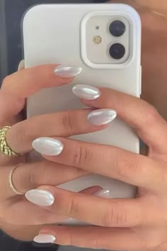 Best Summer Nail Color Trends for 2024, summer nails, classy nails, nude nails, beige nails, neutral nails, electric green nails, white nails Best Summer Nail Color, White Chrome Nails, Hoco Nails, Dipped Nails, Minimalist Nails, Classy Nails, Summer Nail