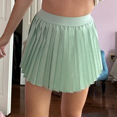 La Hearts By Pacsun Mint Green Pleated Mini Tennis Skirt Brand New Size Extra Small Love The Super Cute Light Green Color ! Has Built In Shorts. Super Flattering On Very Comfortable And Great For The Summer Time! Photographs Well! Spring High-waisted Tennis Skirt, High Waist Pleated Tennis Skirt For Summer, Cute Summer Pleated Skirt, High-waisted Pleated Tennis Skirt For Summer, Solid High-waist Tennis Skirt For Spring, Cute Spring Pleated Skirt, Trendy Pleated Summer Skirt, Cute Pleated Mini Skirt For Spring, Cute Pleated Skort For Summer