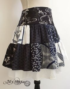 Creation My Oppa 2022 https://www.facebook.com/myoppa.creations skirt length: short zipper on the side Colors: different fabrics length starting from the top of the belt: 50cm available in: 34 (XS) french size             (specify the purchase)          if you have a question, contact me by mp your package will be shipped with tracking number For countries outside the European Union, additional tax (or customs)  costs may be requested depending on your country. White Patchwork Mini Skirt, Bohemian Mini Skirt With Patchwork, T 34, Wedding Skirt, Make Your Own Clothes, Diy Skirt, Bohemian Summer, Patchwork Skirt, Japanese Fabric