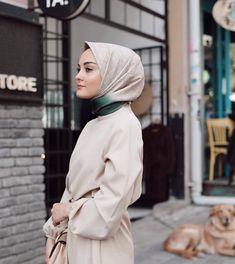 Modest Two Piece, Unique Hijab, Modest Woman, Modest Fits, Casual Hijab Outfit, Straight Leg Pant, Muslim Fashion Dress, Turkish Fashion