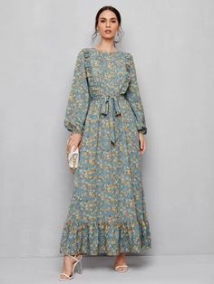 Muslim Fashion Dress, Elegante Casual, Muslimah Fashion Outfits, Designs For Dresses, Frock Design, Indian Fashion Dresses, Modest Fashion Outfits