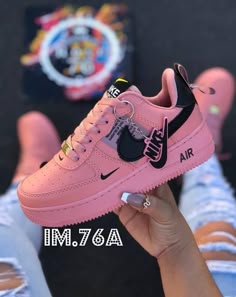 Nike Shoes Blue, Casual Shoes Women Sneakers, Joggers For Women, Pink Nike Shoes, Running Shoes For Women, Basket Style