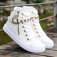 Sepatu Platform, Tennis Fashion, Girly Shoes, White Shoes Women, Elegant Shoes, Women Sneakers, Canvas Shoes Women, Fashion Weeks, Wedge Sneakers