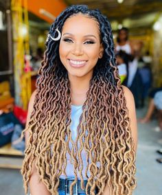 Hairstyles For Black Women Knotless, Faux Locs Ideas, Buns With Braids, Crochet Hair Ideas, Hair Styles With Braids, Braid Art, Styles With Braids, Soft Faux Locs, Small Box Braids Hairstyles