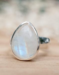 D E T A I L S — METAL: Sterling Silver 925. — Stone: Moonstone 💎 The gemstone is the MOONSTONE. ✦ Moonstone is a stone that brings hope, enhances feminine energies, sensitivity, intuition, and psychic abilities. It is also said to bring strong energies of abundance to one's life.Moonstone is a stone of protection, especially during childbirth, pregnancy, and travel at sea. It is a stone of calm and relief from emotional stress. Moonstone is birthstone of June. 💎 The natural gemstone can vary i