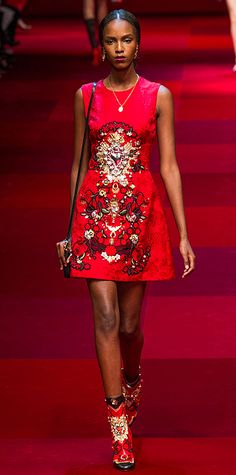 Runway Looks We Love: Dolce & Gabbana #InStyle Red Gowns, Milan Fashion Weeks, Fashion Weeks, Dolce E Gabbana, Summer 2019, Summer 2015