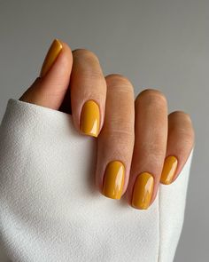 Yellow Pedicure, Pedicure Aesthetic, Yellow Nails Design, Yellow Nail, Nagellack Trends, Summer Manicure, Shiny Nails, Fall Nail Colors, Yellow Nails