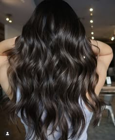 Sun Kissed Brunette, Dark Brown Balayage Hair, Balayage Braids, Brown Balayage Hair, Dark Brown Hair With Highlights, Dark Brown Balayage, Hairstyles Balayage, Cinnamon Hair