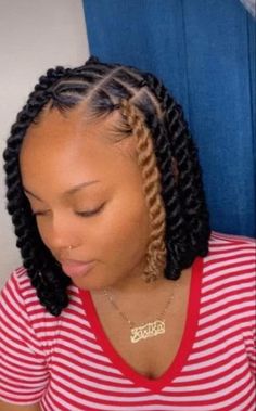 Invisible Locs Twist Bob, Invisible Loc Bob Twist, Weaving Styles For Natural Hair, Bob Locs Hairstyles, Invisible Locs Hair, All Back Weaving With Natural Hair, Locs Bob Hairstyle, Invisible Locks Hairstyle, Loc Bob Styles Dreads