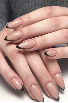 Nude And Black Nails Almond, Oval Nails Designs, Sassy Nails, Edgy Nails, Pretty Nail Art Designs, Classic Nails, Bride Nails, Get Nails