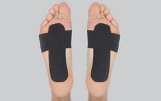 Metatarsalgia Taping - Types, Techniques & Tips - Vive Health Yoga For Knees, Foot Massage Techniques, Wrist Injury, Weight Bearing Exercises, Lose 25 Pounds