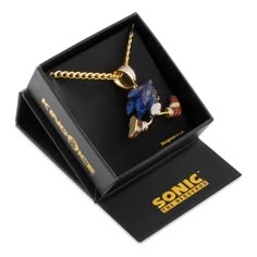 By popular demand, we introduce full character designs to the official Sonic x King Ice collab. This piece features hundreds of stones as well as polished surfaces to capture every detail. Inspired by his signature speed, Sonic is seen in a mid-run pose that draws inspiration from both classic and modern games. Sonic X, Candy Theme Birthday Party, Jewelry King, Modern Games, Sonic And Shadow, The Hedgehog, Character Designs, Dream Jewelry, Gold Plated Jewelry