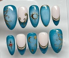 Nails Art Bleu, Galaxy Acrylic Nails, Blue And Gold Nail Art, Egyptian Nail Art, Acrylic Nails Gold, Celestial Nail Art, Egyptian Nails, Nail Art Blue, Shiny Nails Designs